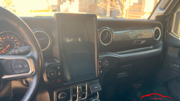 Jeep Wrangler 2018-2022 Apple CarPlay & Android Auto 13.6" Latest Tesla Style Touchscreen